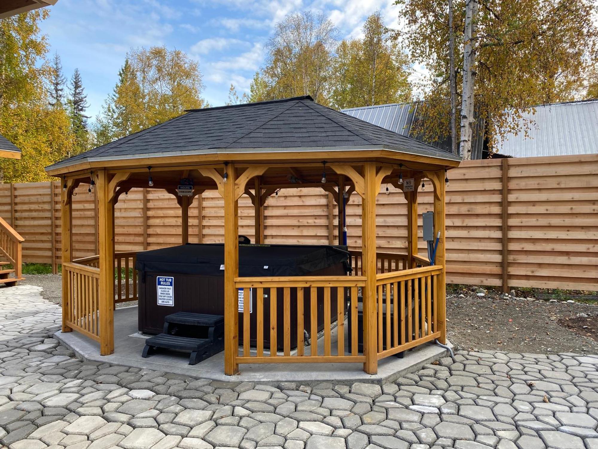 Talkeetna Log Cabin With Hot Tub Unit 2 Ngoại thất bức ảnh